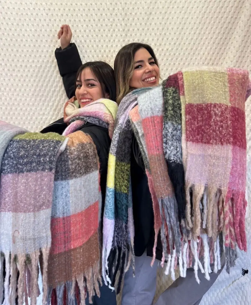 LOTE MAXI BUFANDAS COLORES X 10 UNIDADES  2