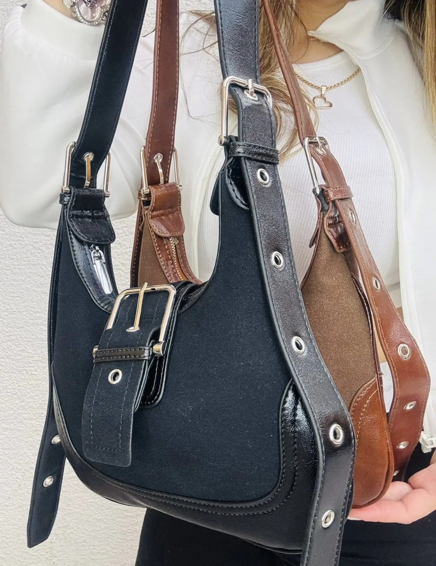 CARTERAS ESTILO ECOCUERO LOTE 6 UNIDADES  3