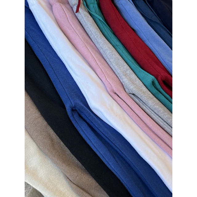 Pantalón térmico colores.