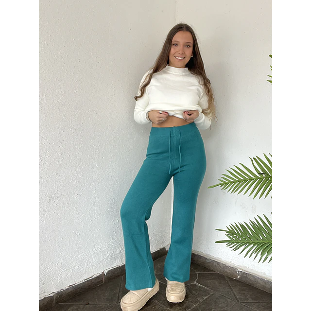 Pantalón térmico colores.
