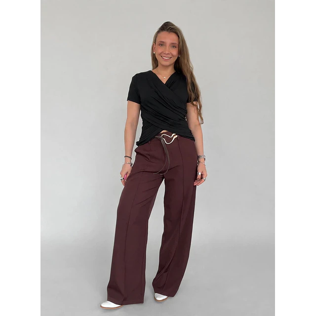 Pantalón Sastrero cinturón dorado 