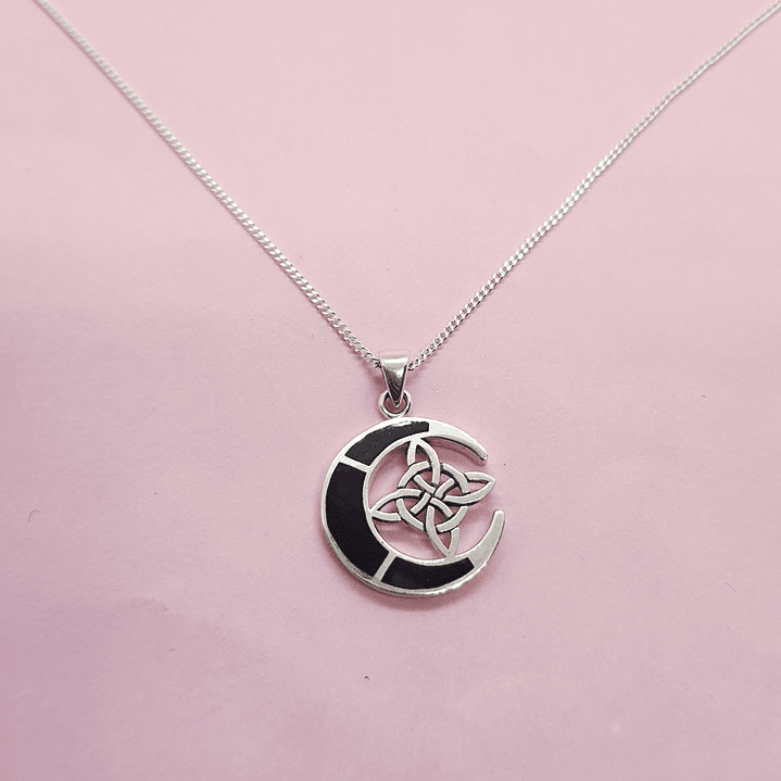 Collar Luna Nudo de brujas 1