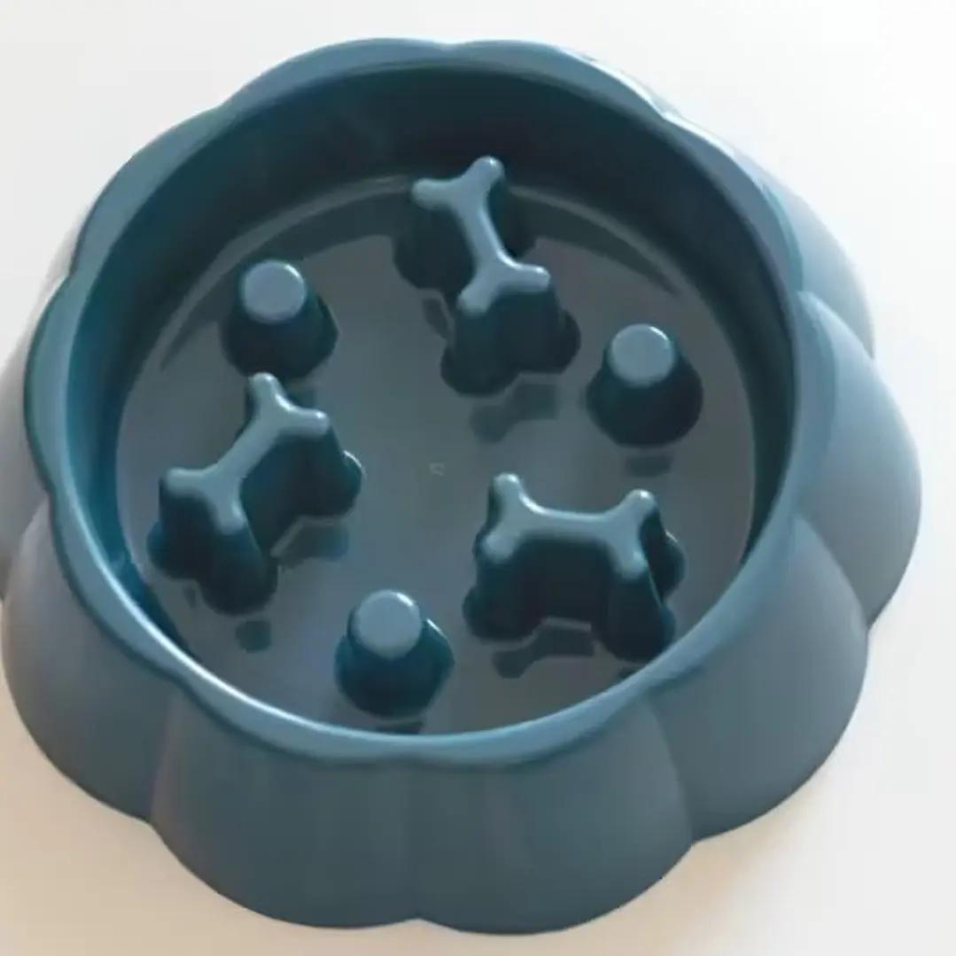 BABY PETS Comida Lenta Huesito Azul Plastico 340 ml 1