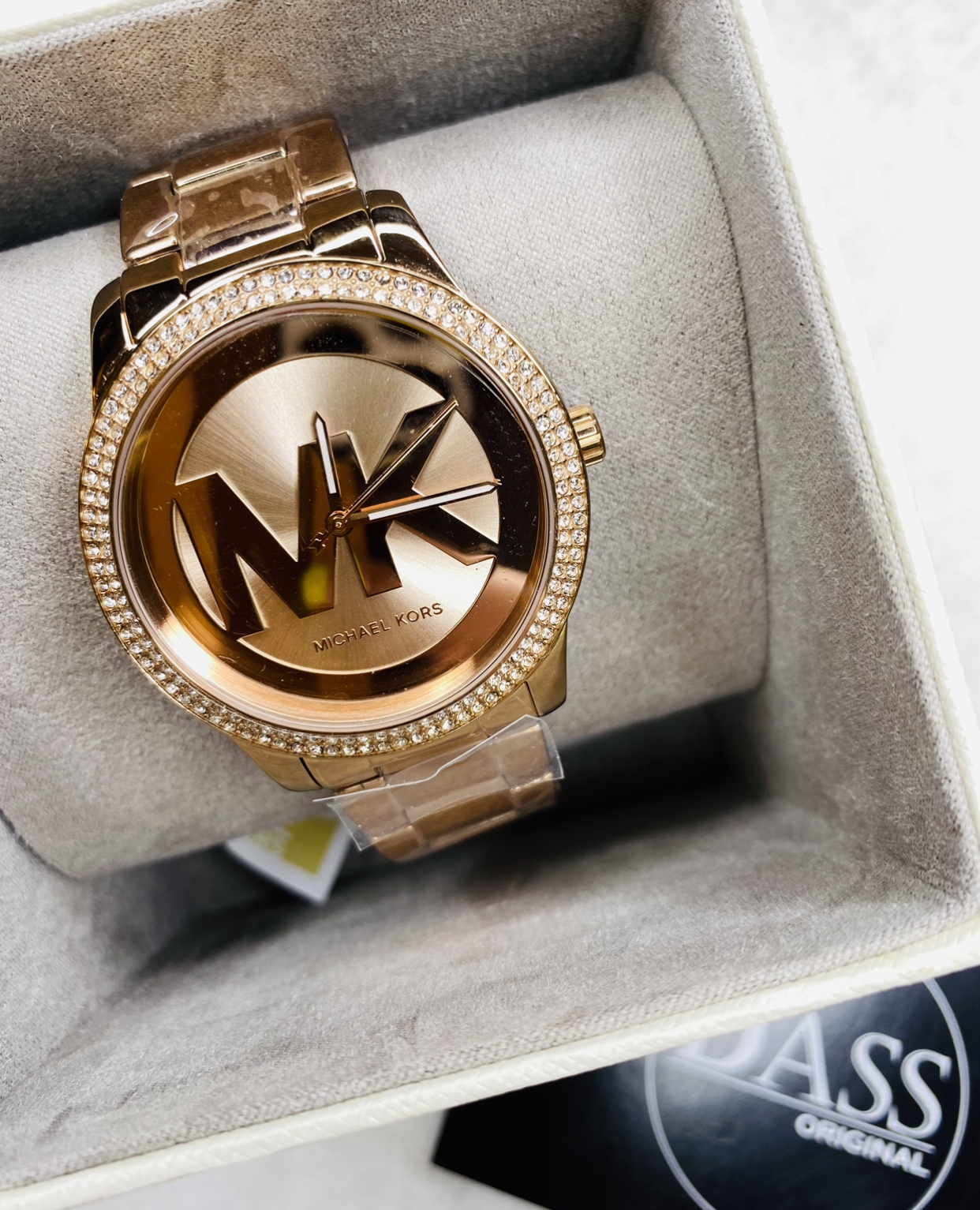 Reloj Michael Kors incluye caja de presentación