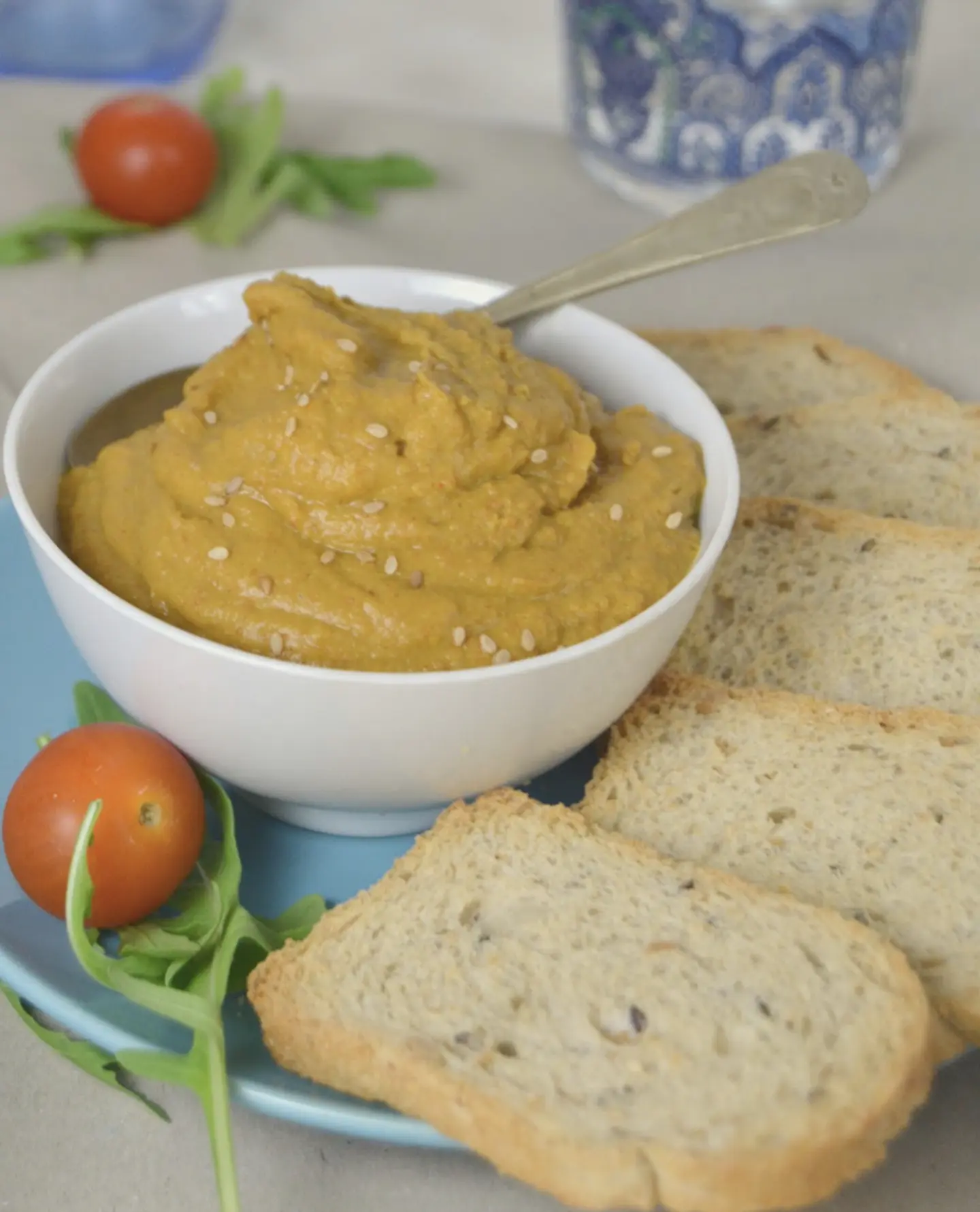 Hummus de Lenteja con curry 1