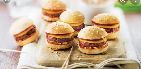 MINI-CHESSEBURGUERS