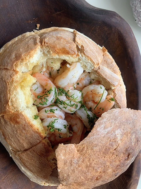BREAD BOWL RELLENO CAMARONES 