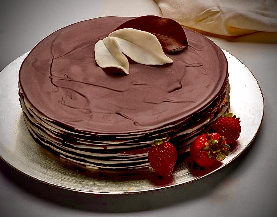 TORTA DE LÁMINAS DE CHOCOLATE  1
