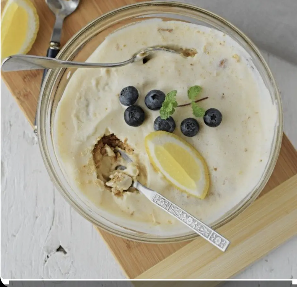 COPON DE ESPUMA DE LIMÓN CON GALLETAS 1