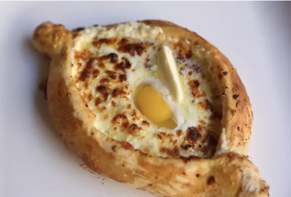 Khachapuri 1