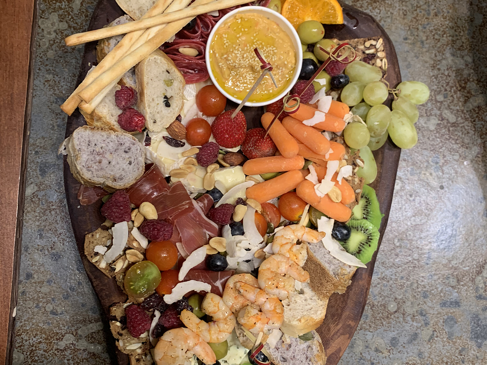 TABLAS DE APERITIVO  PARA 4-6 PERSONAS 1