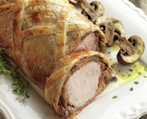 WELLINGTON DE SOLOMILLO DE CERDO CON JAMÓN SERRANO Y CHAMPIGNON 