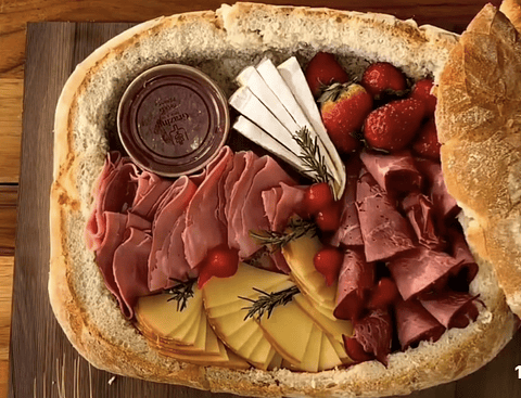 TABLA DE APERITIVO EN PAN