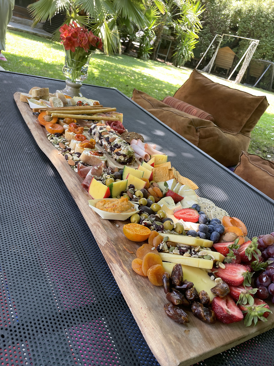 TABLA DE APERITIVO PARA 10 PERSONAS 1
