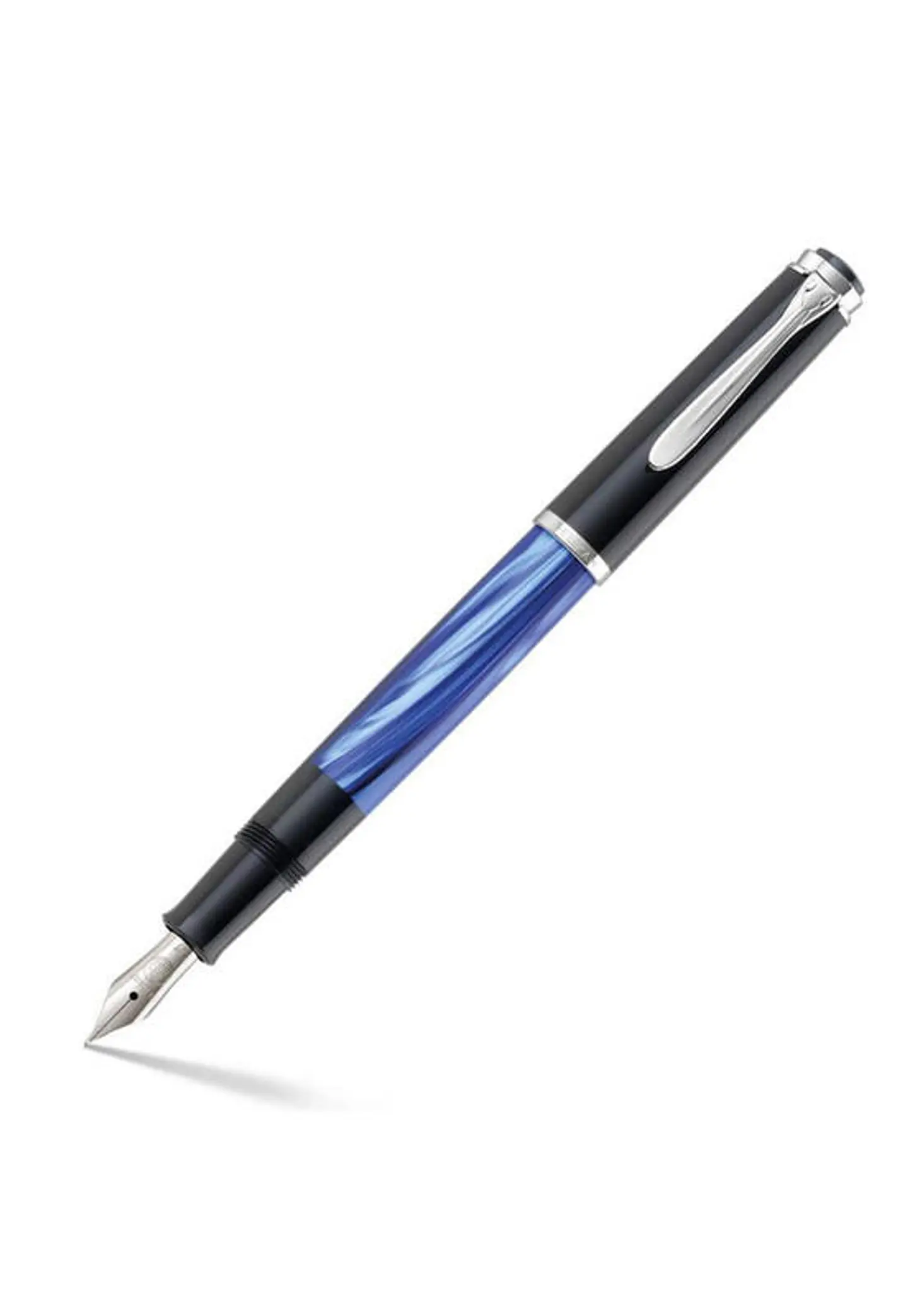 Pluma M205 EF 1