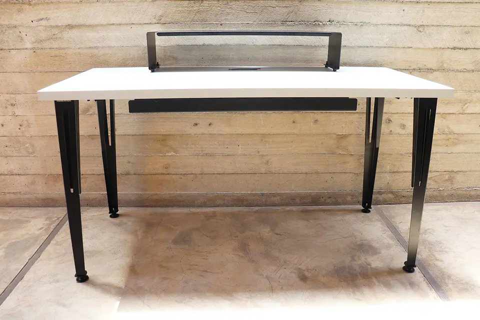 Mesa MDF Steelwood 1