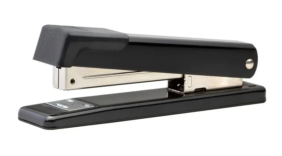 Corchetera B515 Bostitch Negra 1