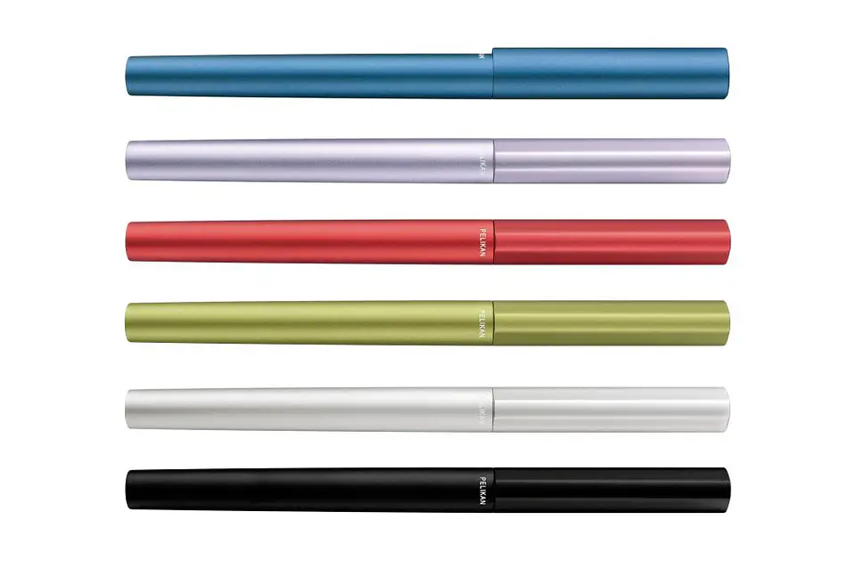 Pluma Pelikan Ineo Elements Azul en Caja 7