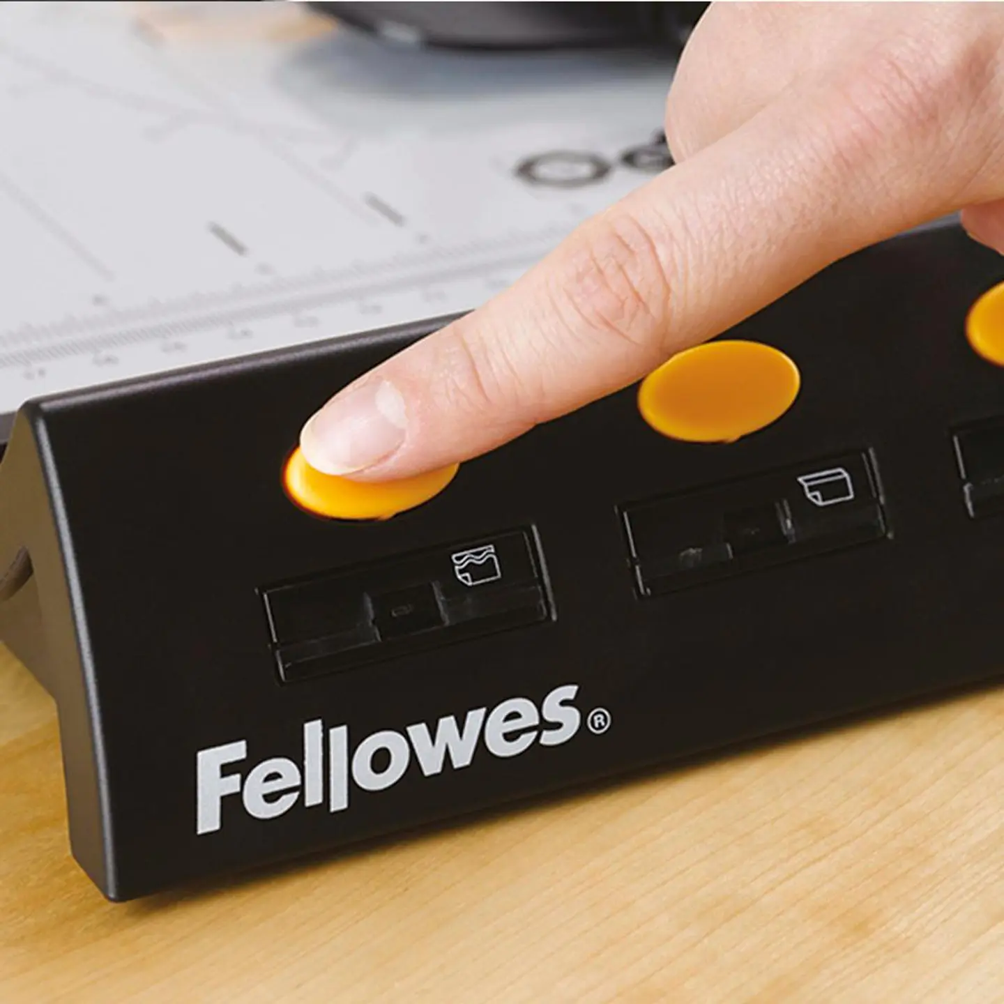 Cizalla Electron A3 Fellowes 3