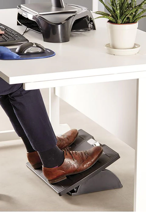 Reposa / Apoya Pies Ajustable con Microban