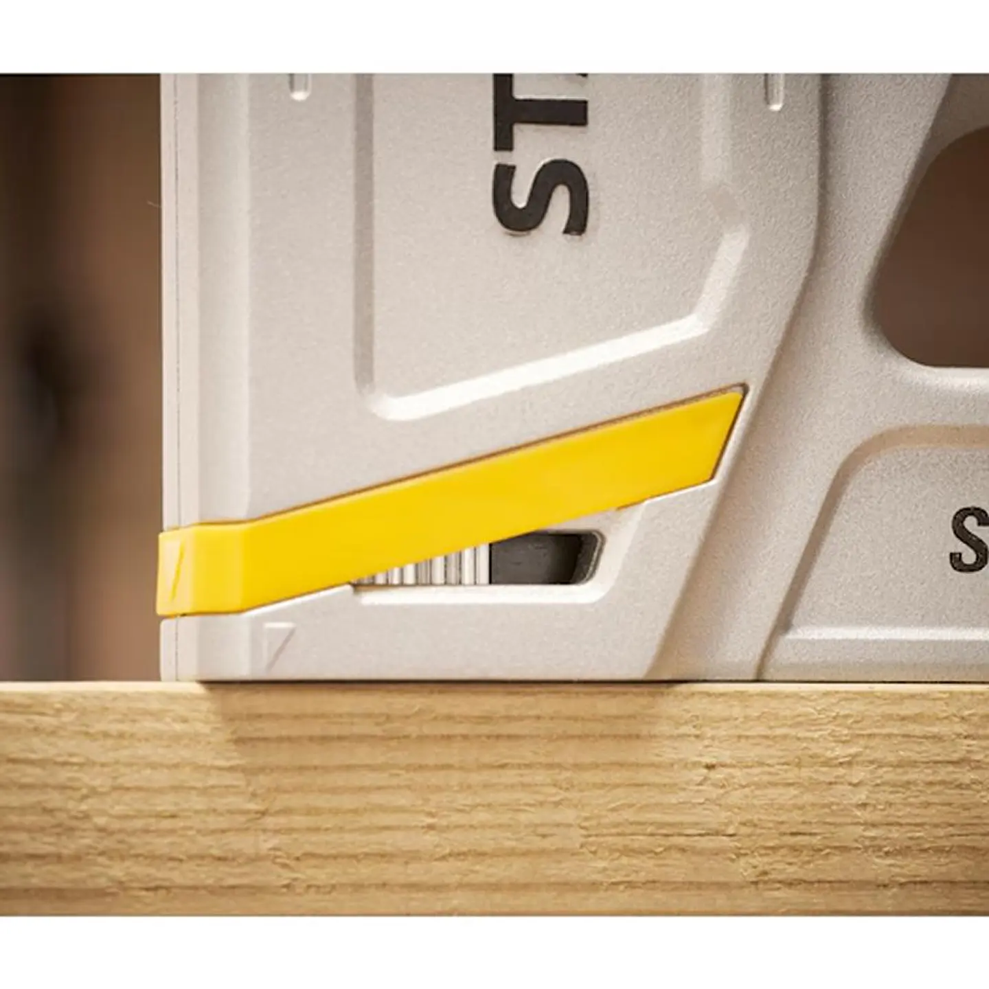 Corchetera / Engrapadora STHT 70150 Stanley Gris 7