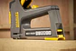 ENGRAPADORA/CLAVADORA FATMAX PARA TRABAJO PESADO 6 EN 1 - Miniatura 2