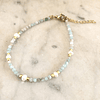 Pulsera celeste con mostacillas y perlas bañada en oro 16cm alargue 3cm BB00150