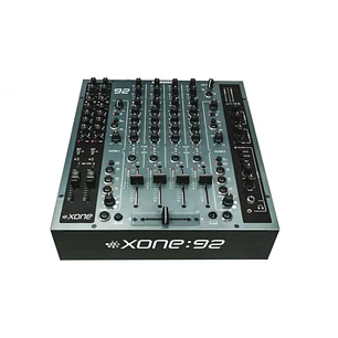Allen & Heath XONE922 Mixer DJ analógico 4 x 2 canales