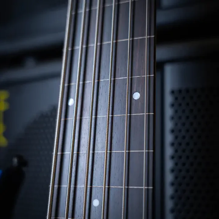 Sire M7-6 Bajo Eléctrico Fretless Transparent Blue (2nd Gen)  4