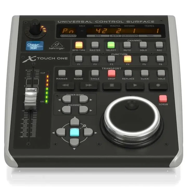 Behringer X-Touch One 1