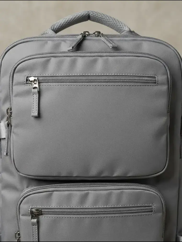 Mochila Urbana D&B Éirí 30L Laptop 15.6 USB 6 Bolsillos - Negro/Gris 15