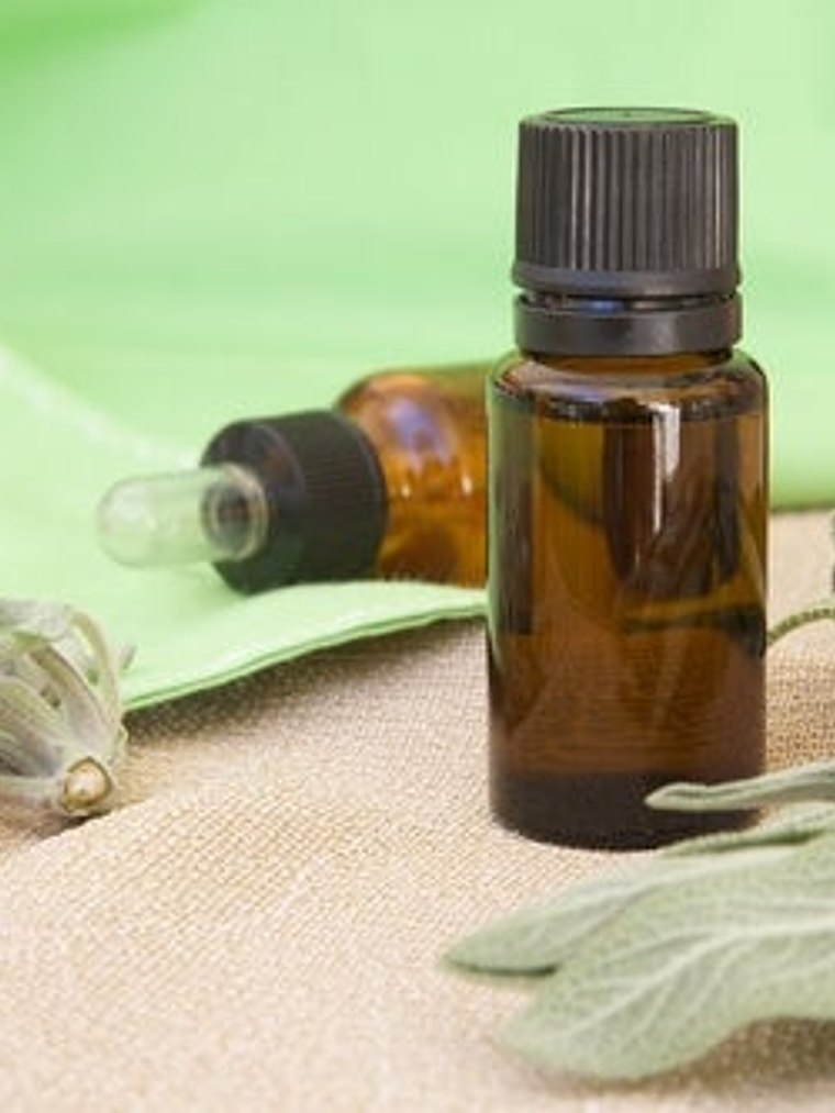 Aceite esencial alcanfor 1