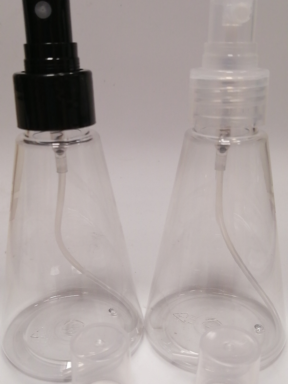 Envase cónico Pet 60 y 120 ml tapa spray negra o transparente 1