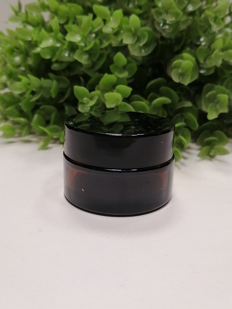 Envase de vidrio ámbar 30 grs  1