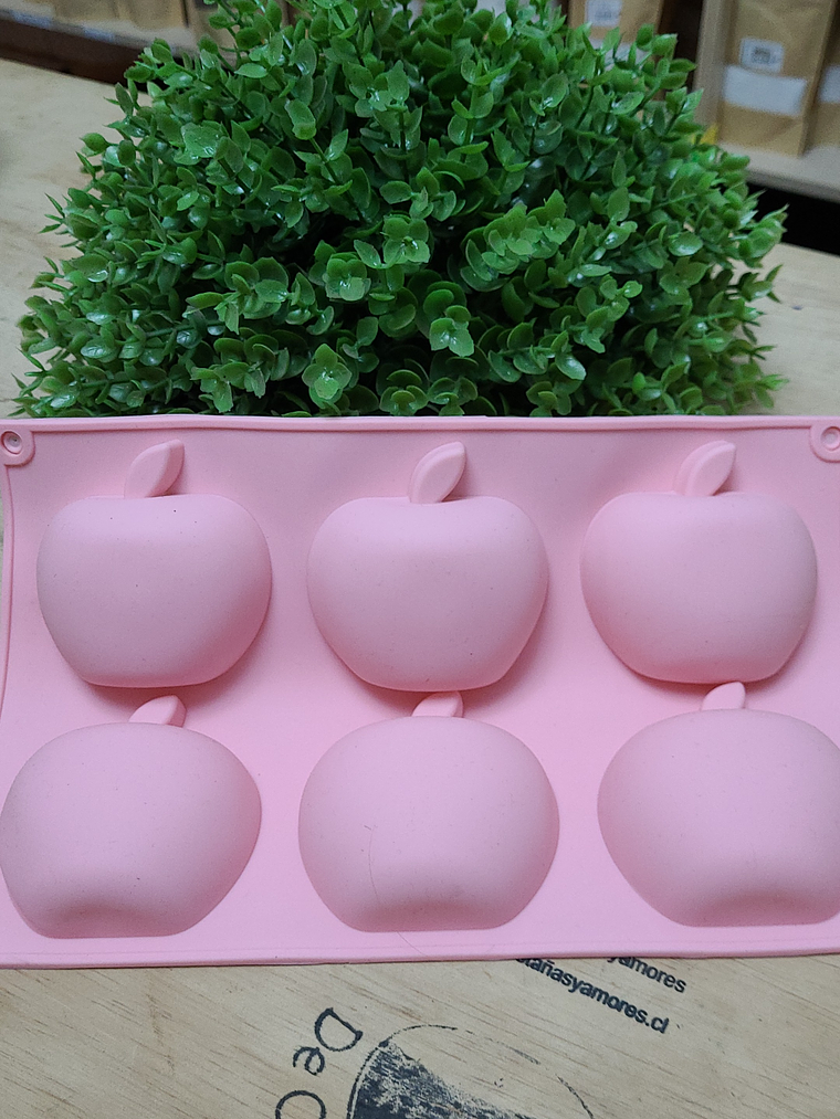 Molde de manzanita 6 cavidades 100 grs apróx  1