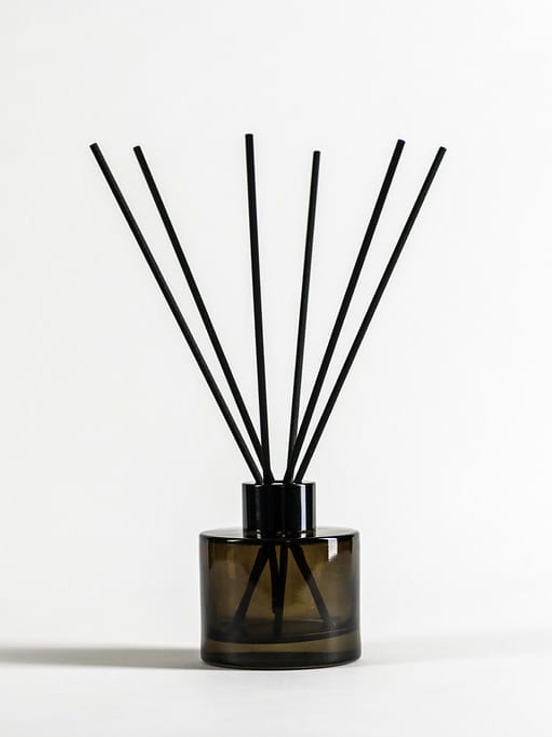 MIKADO 100 ML ÁMBAR CON VARILLAS Y TAPON 1