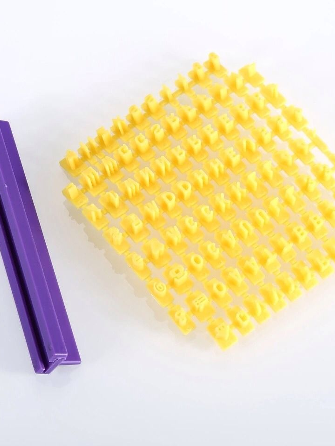 Marcador de letras pequeño 1