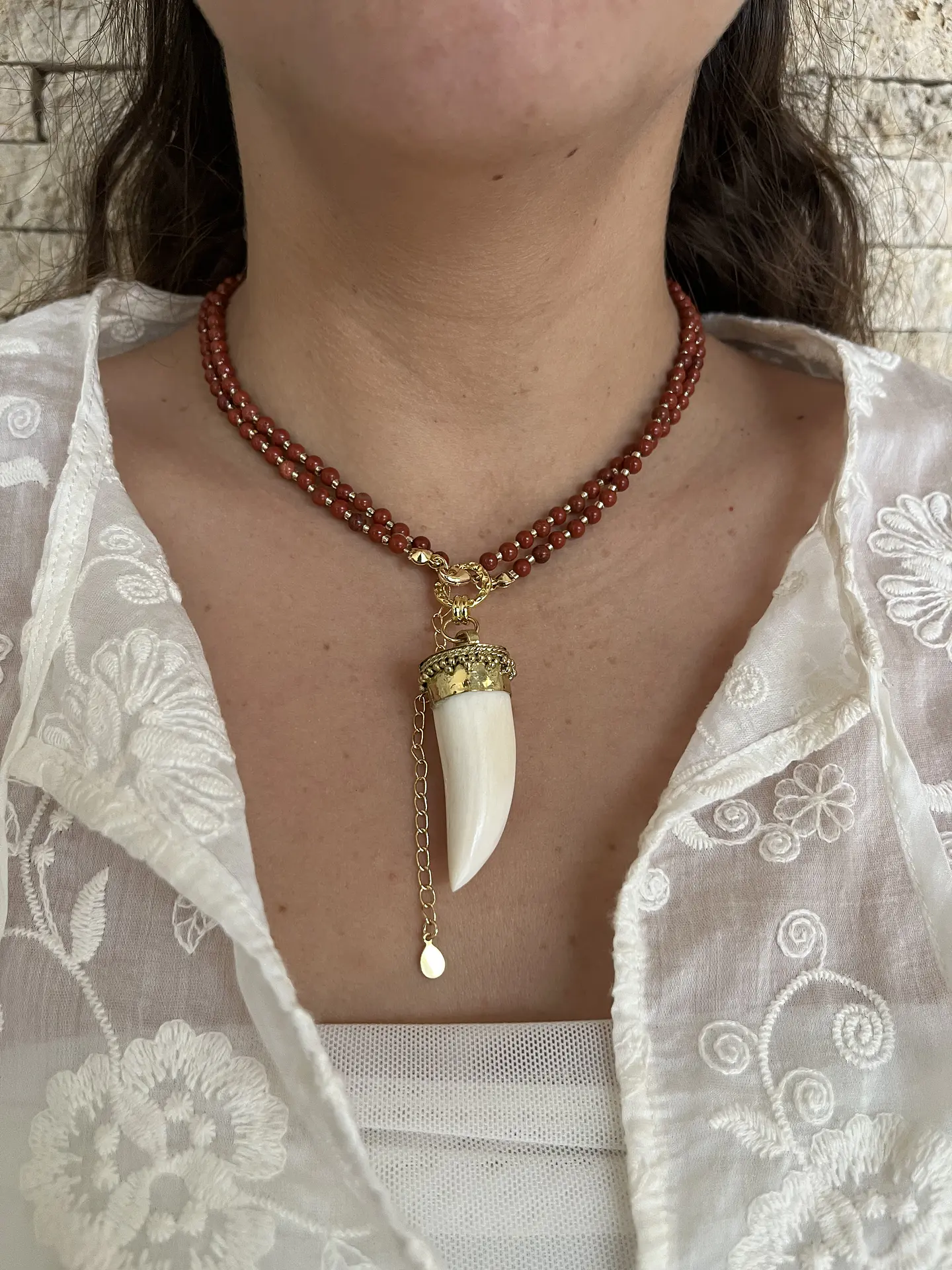 Collar diente de hueso natural 1
