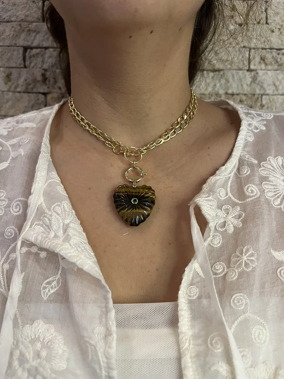 Collar corazón de piedra café 3