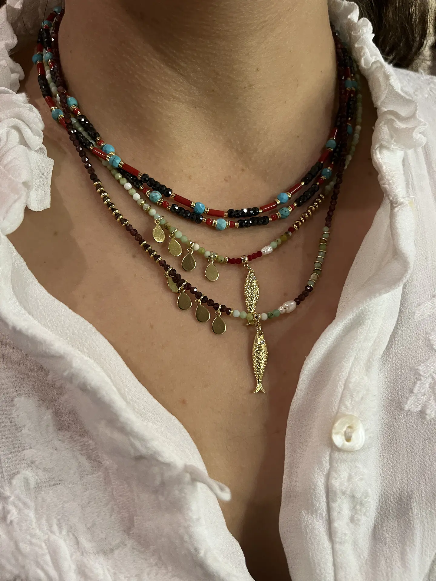 Collar mini piedras y pez verde claro 6