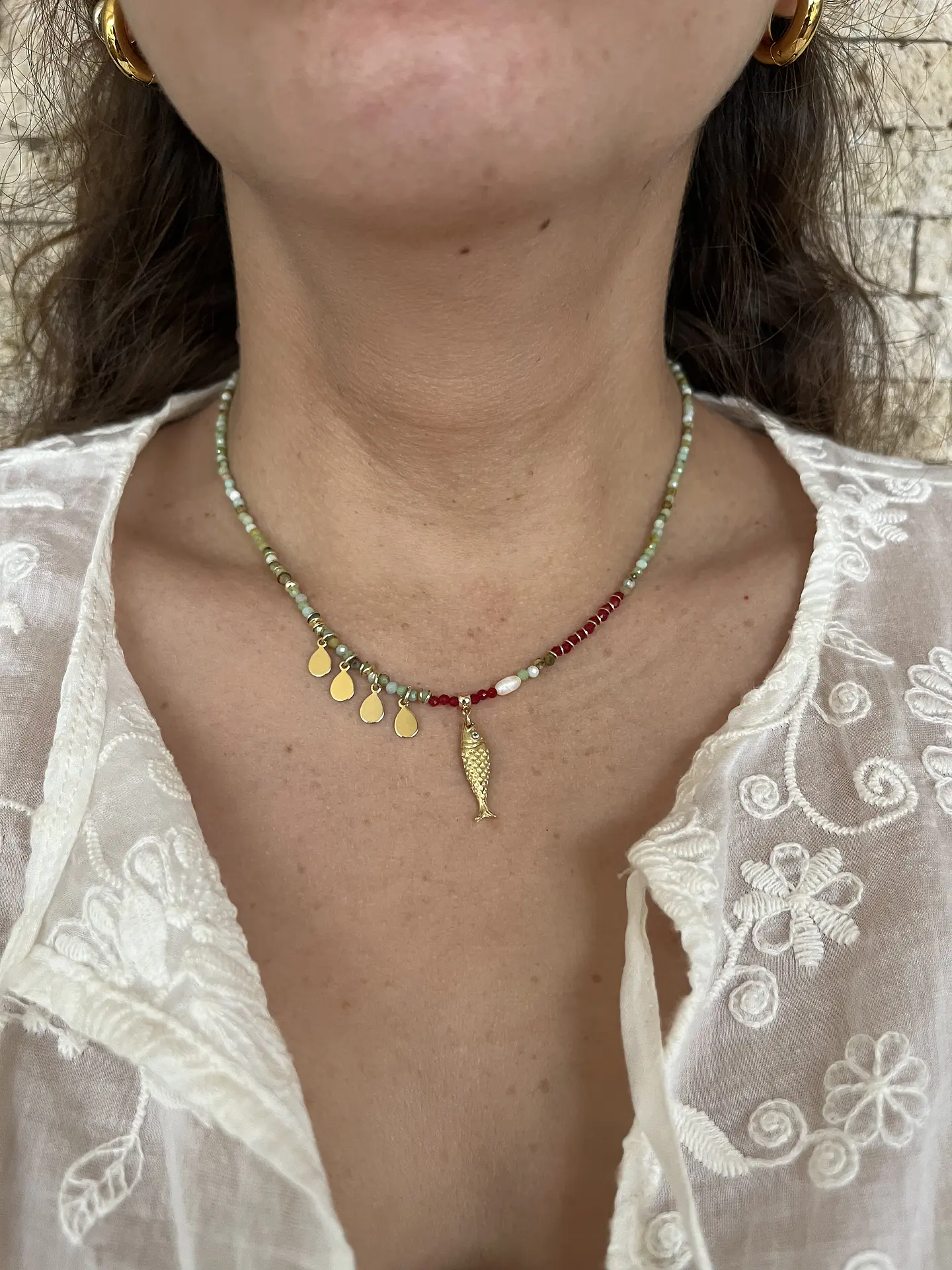 Collar mini piedras y pez verde claro 9