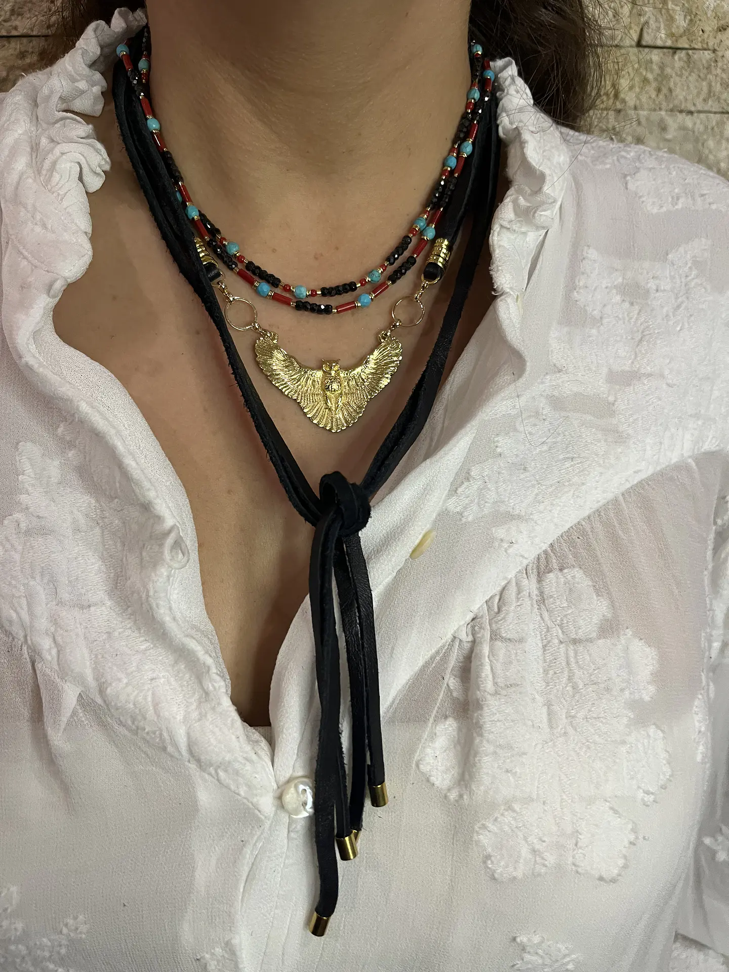 Collar conector de buho y cuero negro 14