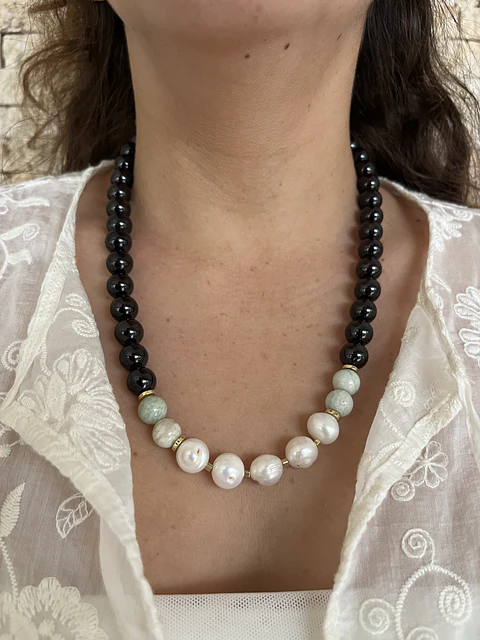 Collar maxi piedras negro