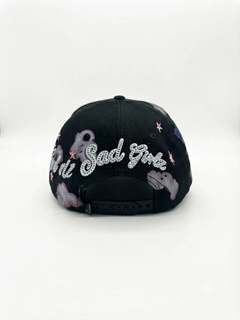 Gorra Dandy Hats x Sad Girlz (IMPORTADA)