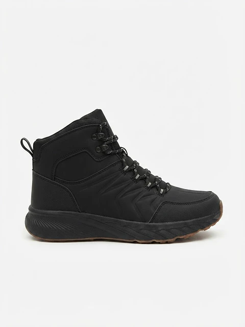 Calzado Outdoor Doom impermeable  (Negro)
