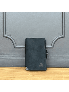 Billetera RFID Negra Mate.