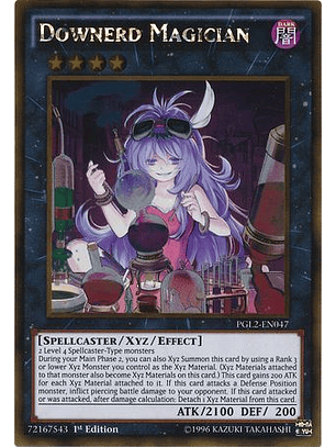 Downerd Magician - PGL2-EN047 - Gold Rare 1st Edition