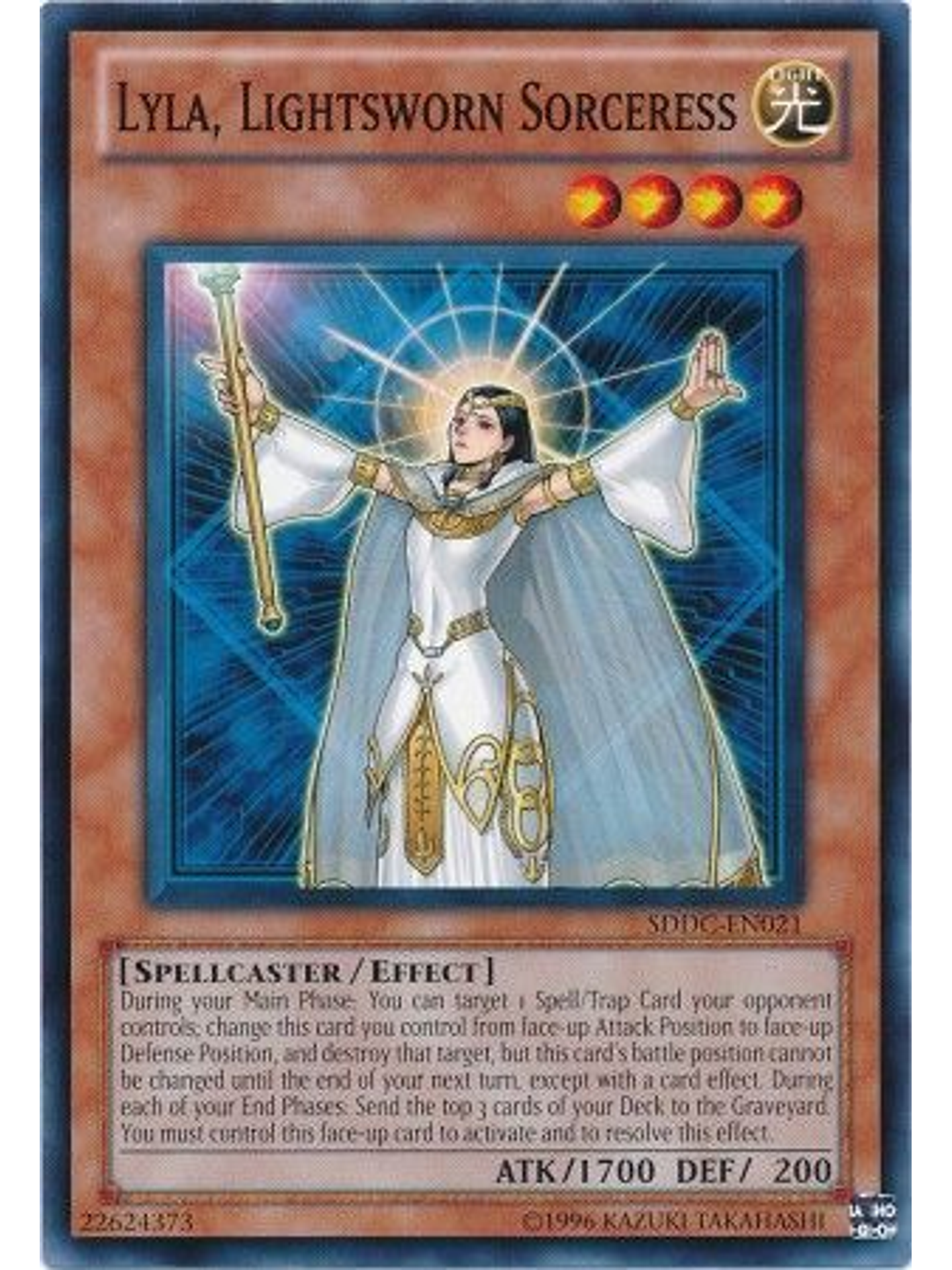 Lyla, Lightsworn Sorceress - SDDC-EN021 - Common Unlimited 1