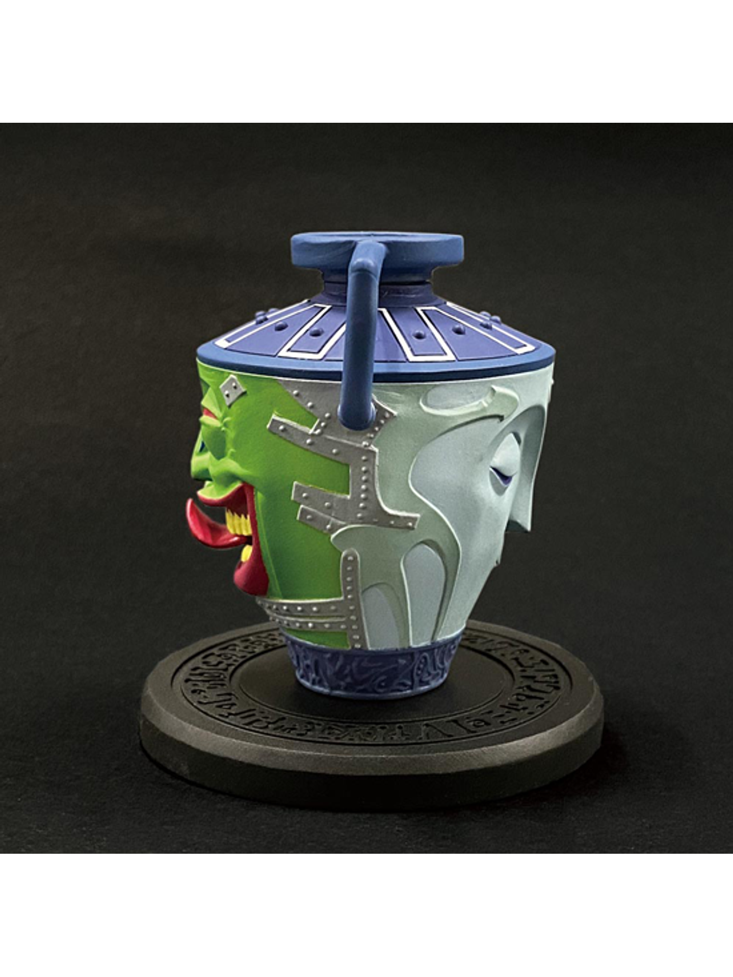 Figura Pot of Duality 1