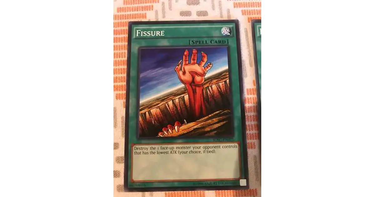 Carta Yu-Gi-Oh! – Fissure (SDSC-EN025) – Structure Deck Spellcaster’s Command – 1ª Edición, Común